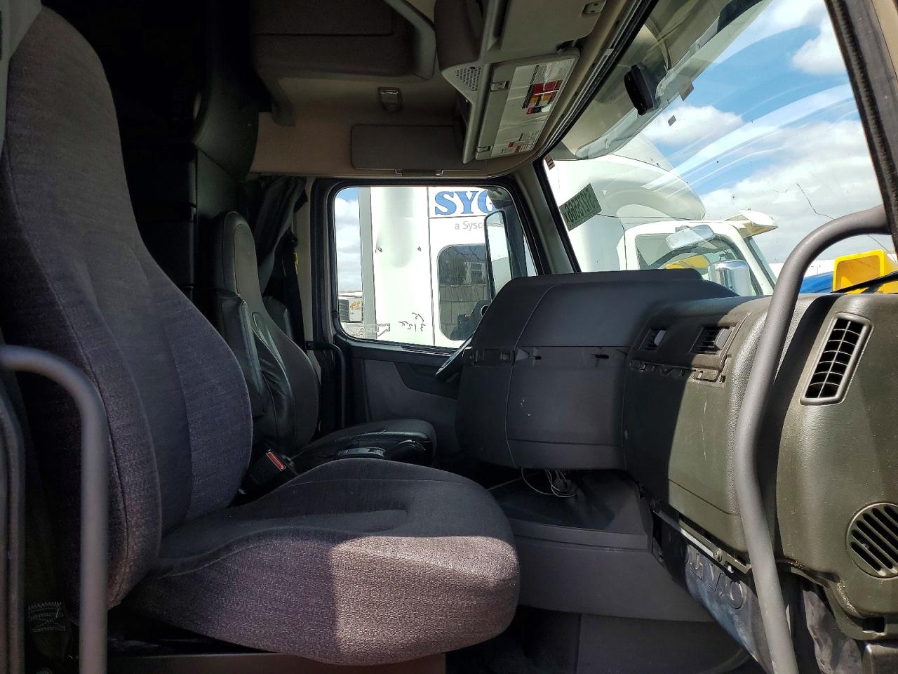 Volvo Vnl860