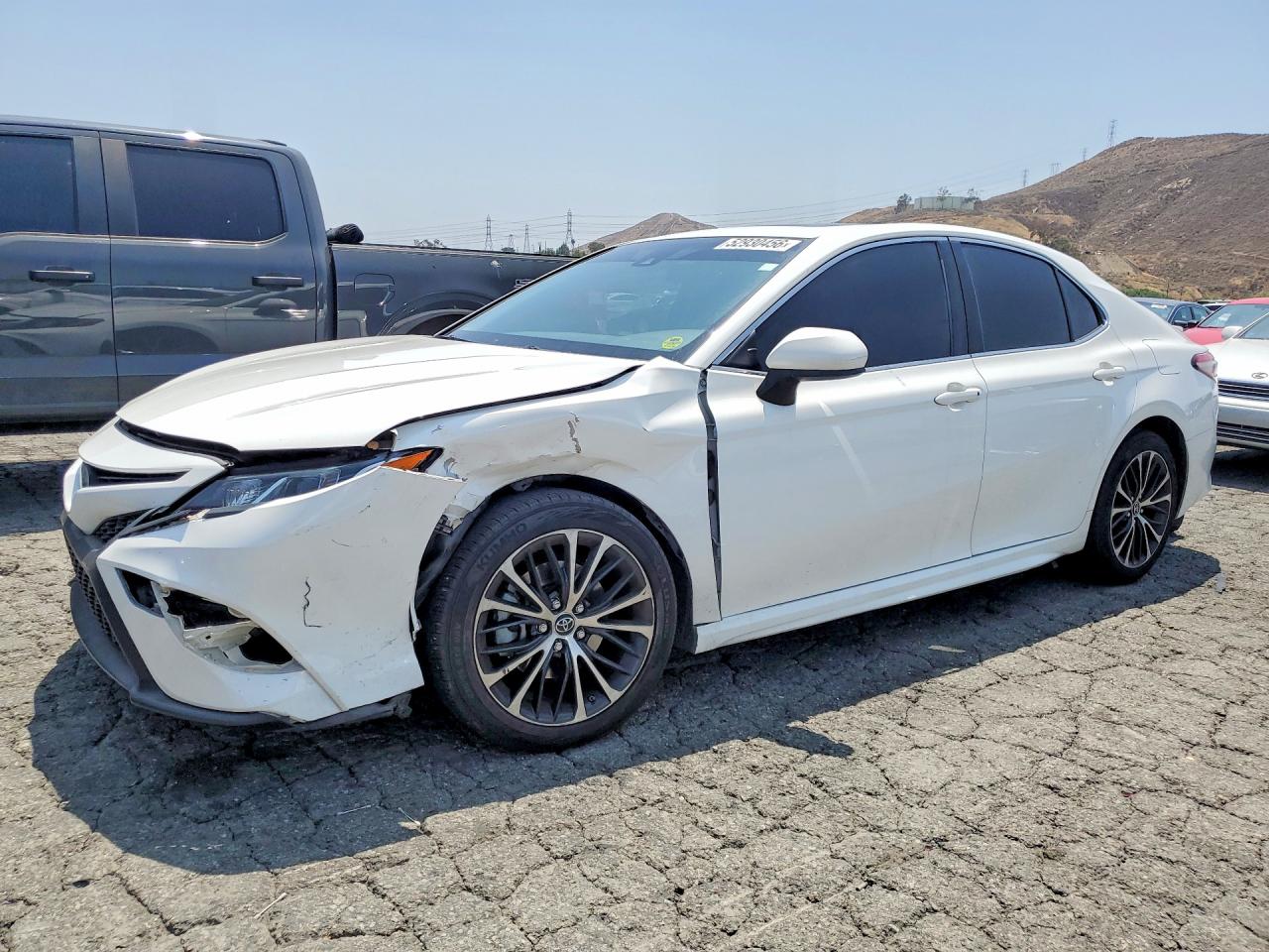 Salvage Toyota Camry Image