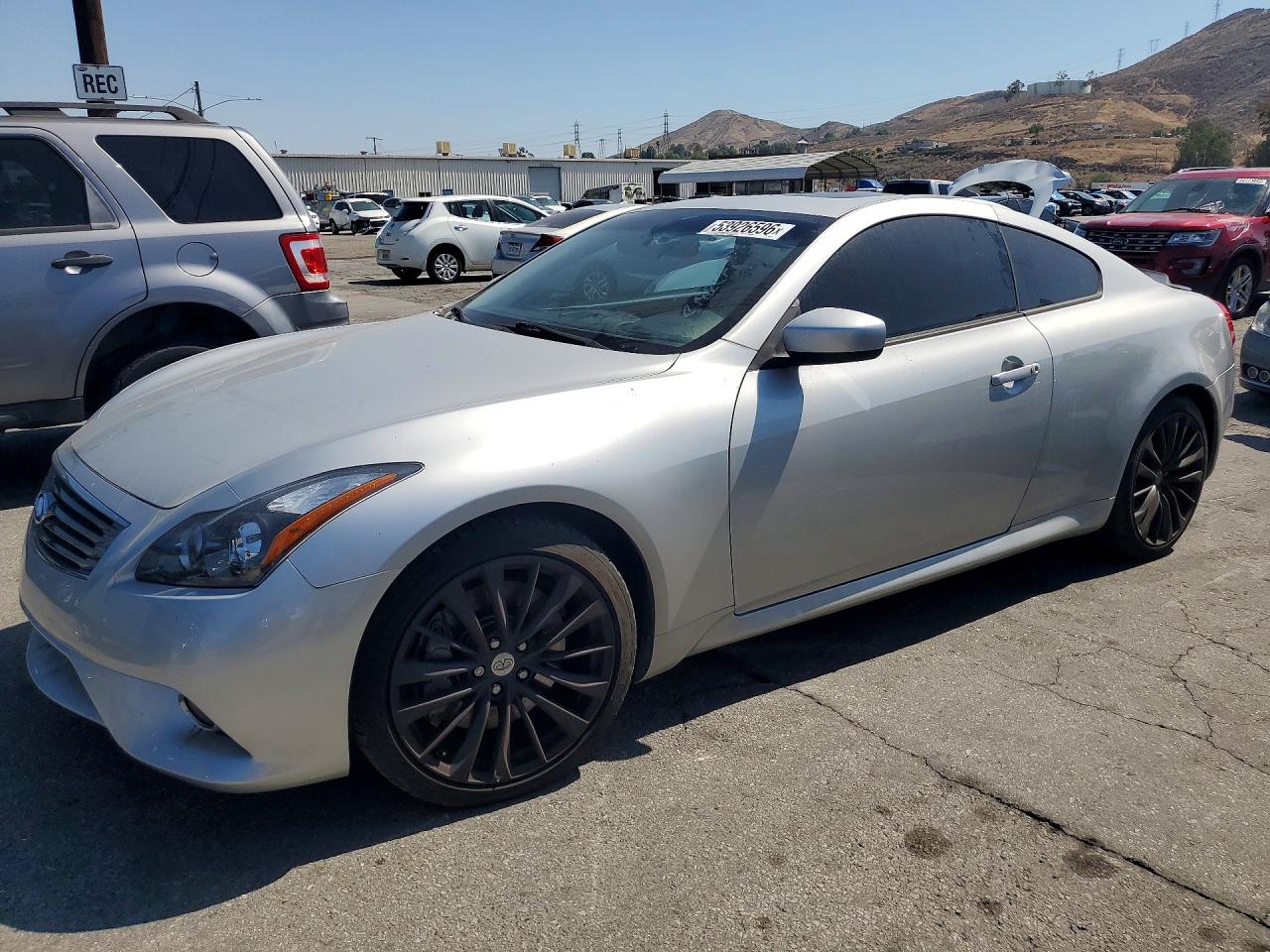 Salvage INFINITI G37 Image