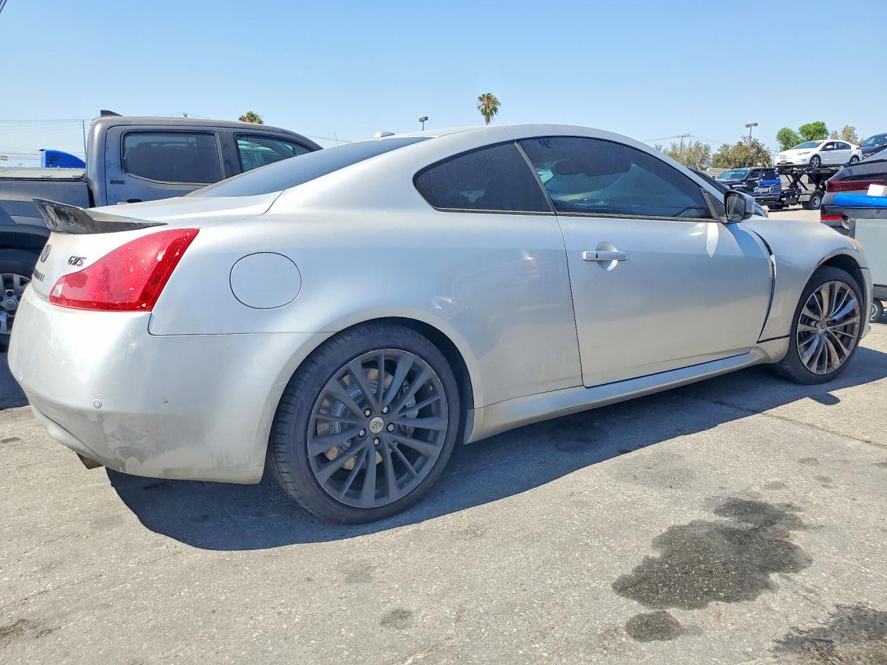 INFINITI G37