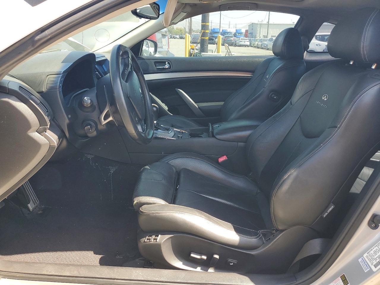 INFINITI G37