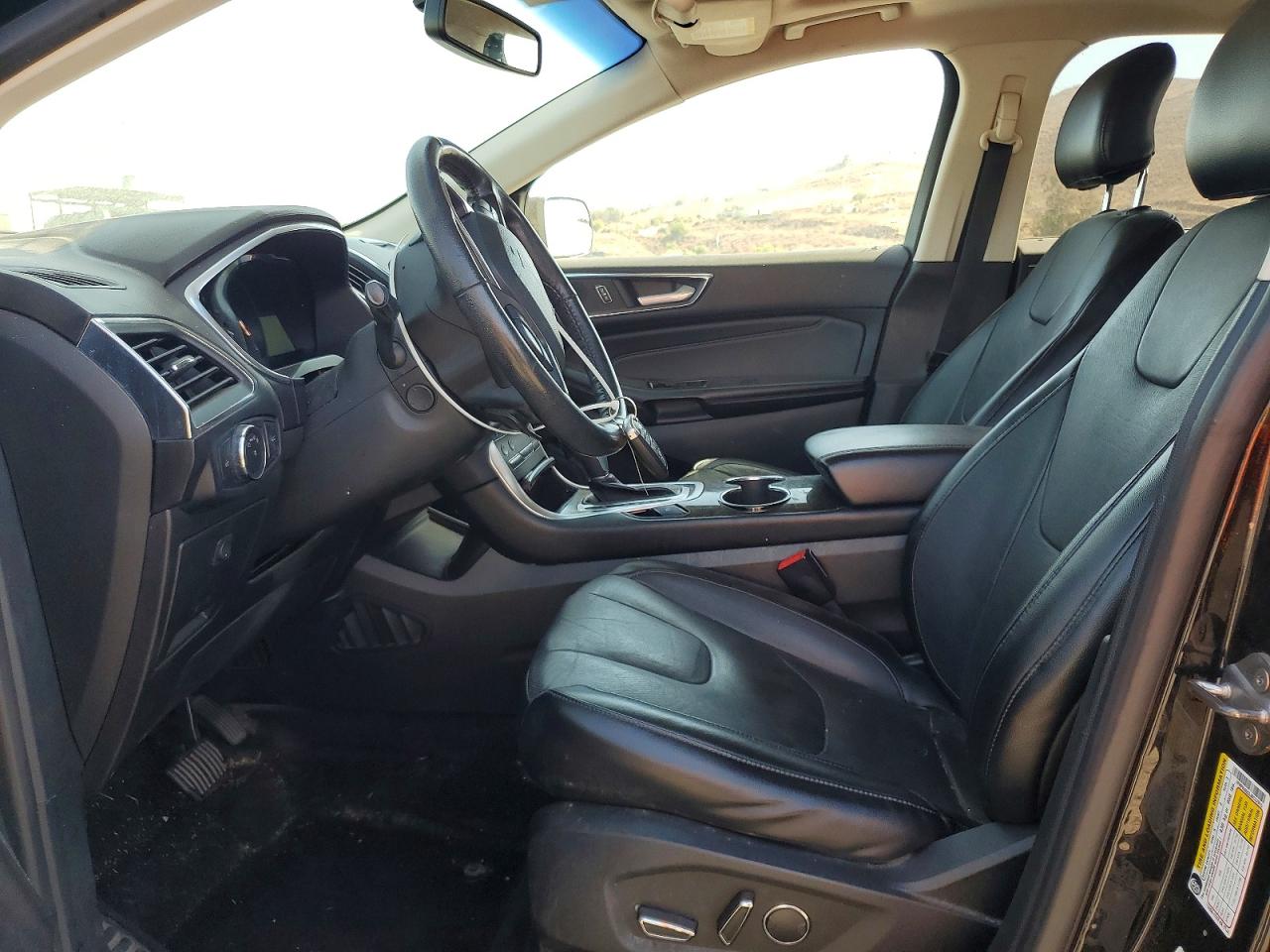 Ford Edge Titanium