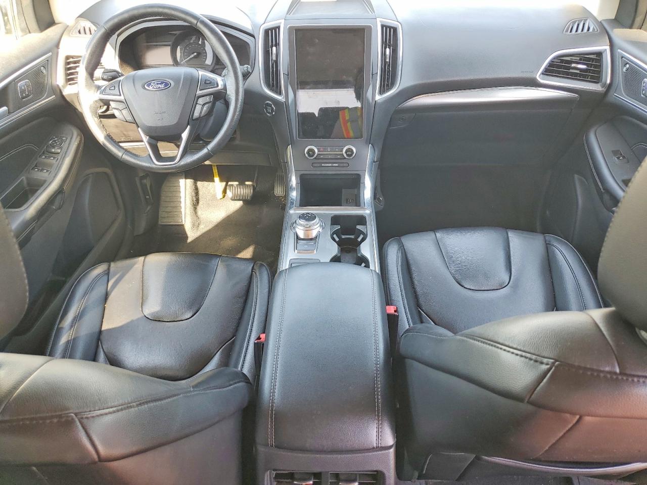 Ford Edge Titanium