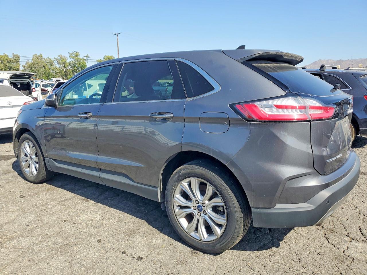 Ford Edge Titanium