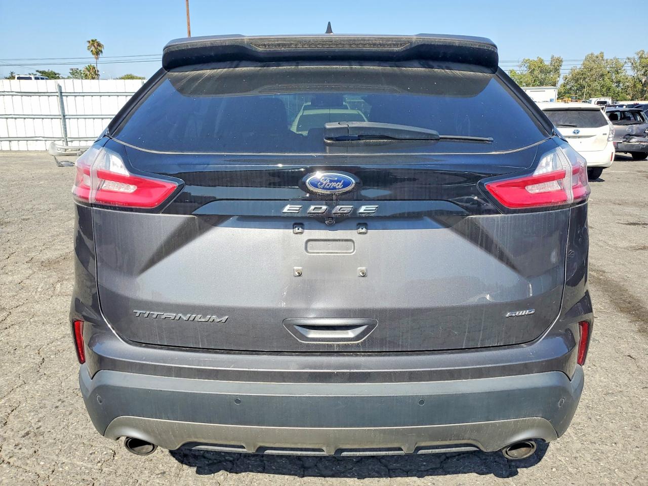 Ford Edge Titanium