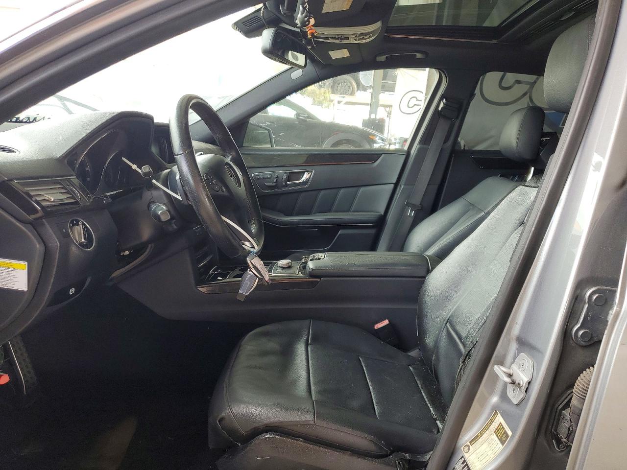 Mercedes-Benz E-Class 550