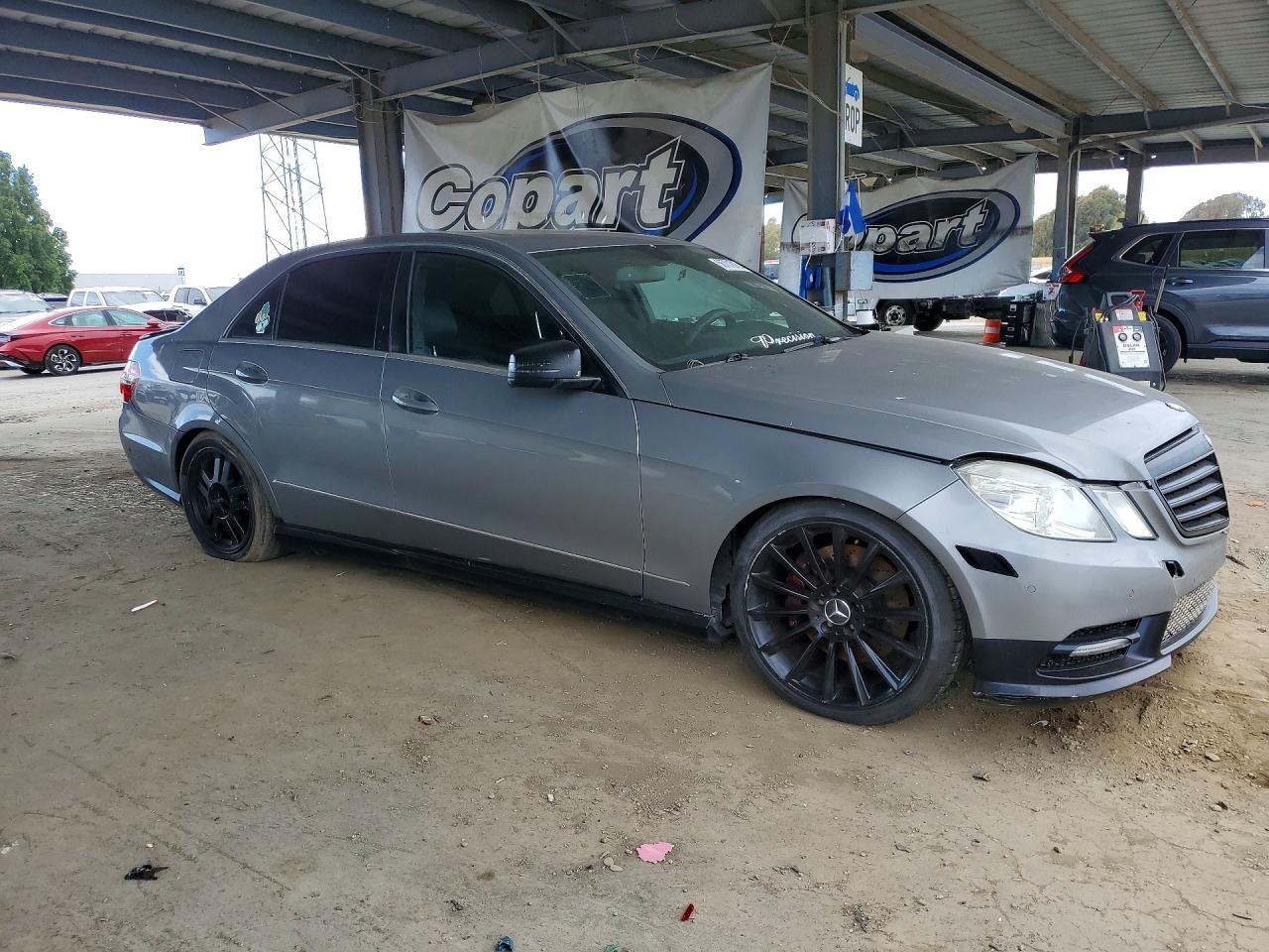 Mercedes-Benz E-Class 550