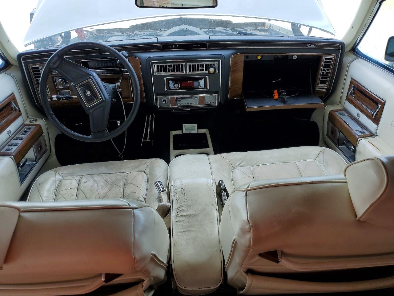 Cadillac Fleetwood Brougham