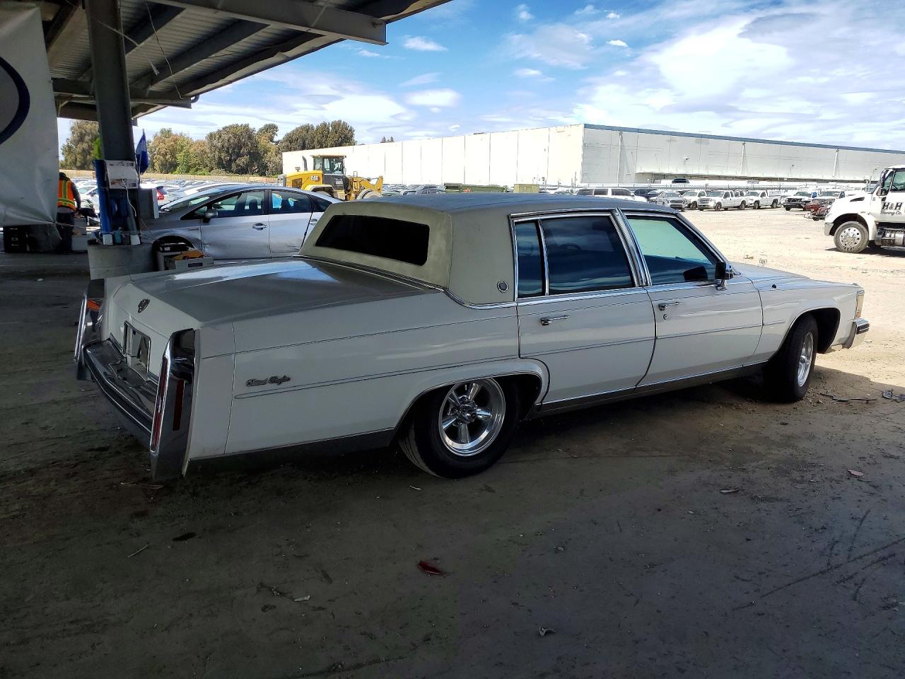 Cadillac Fleetwood Brougham