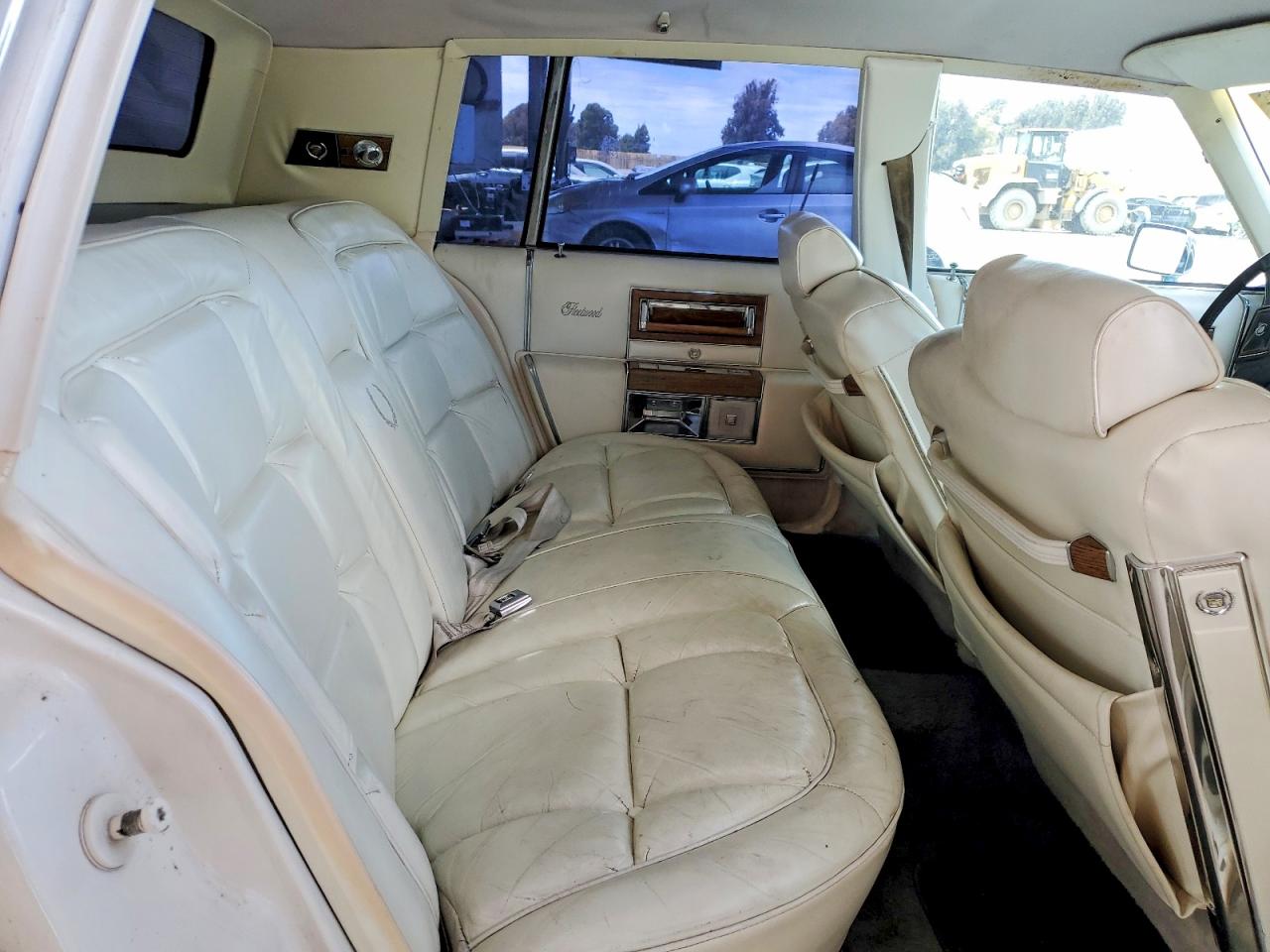 Cadillac Fleetwood Brougham