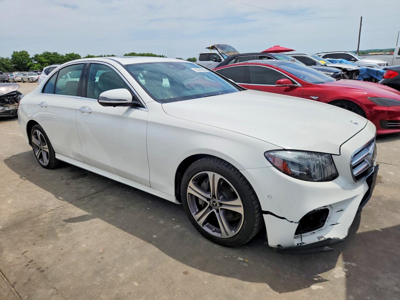 Mercedes-Benz E-Class 350