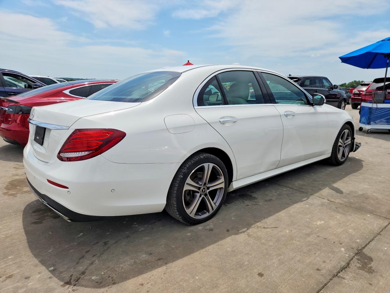 Mercedes-Benz E-Class 350