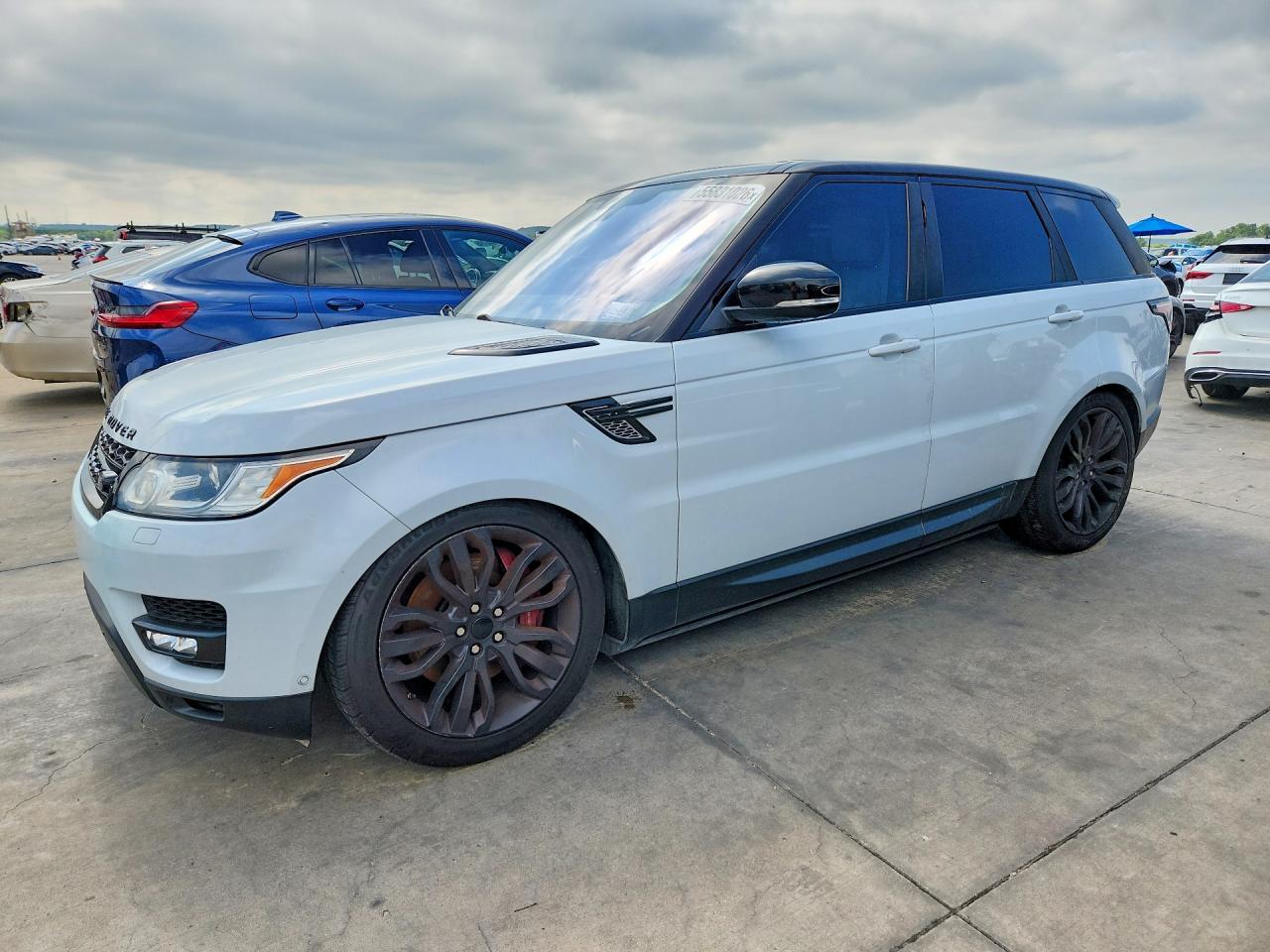 Salvage Land Rover Range Rover Image