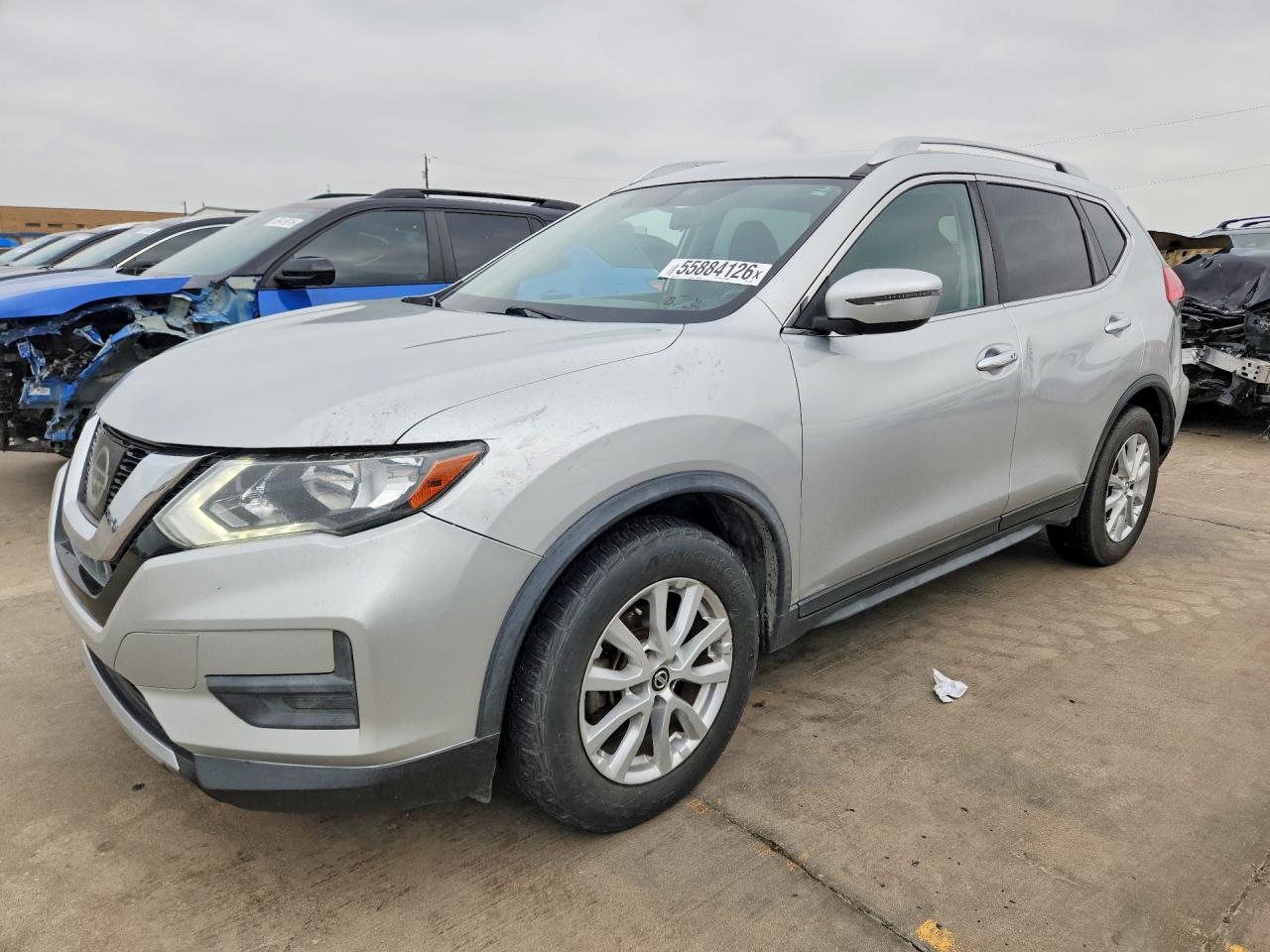 Salvage Nissan Rogue Image
