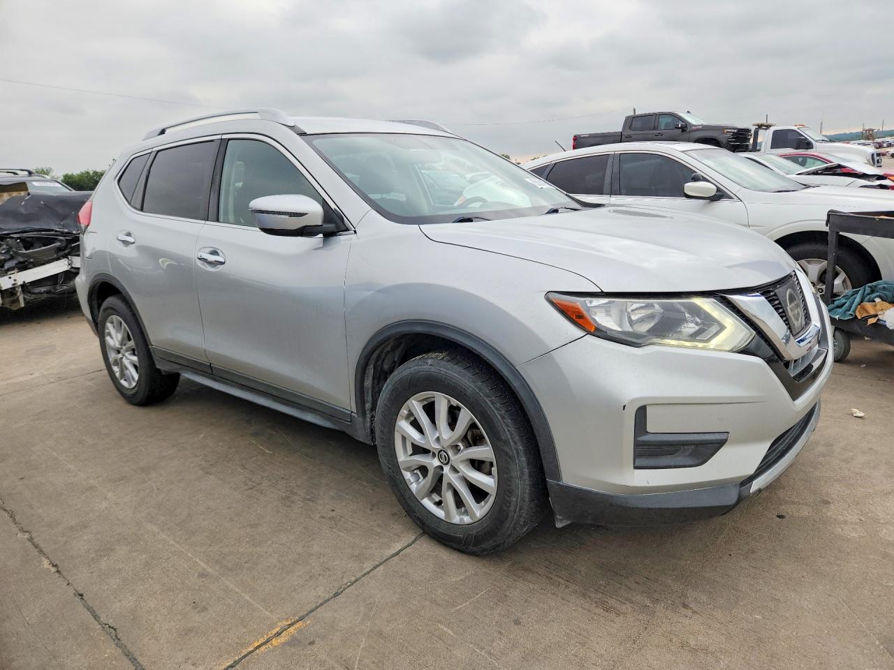 Nissan Rogue Sv