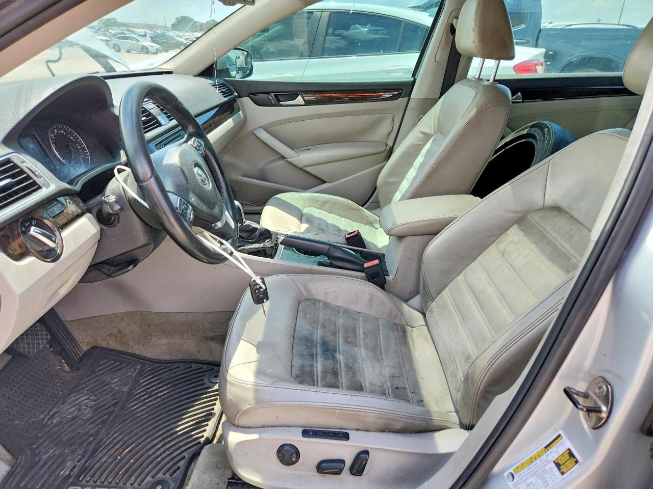 Volkswagen Passat Sel