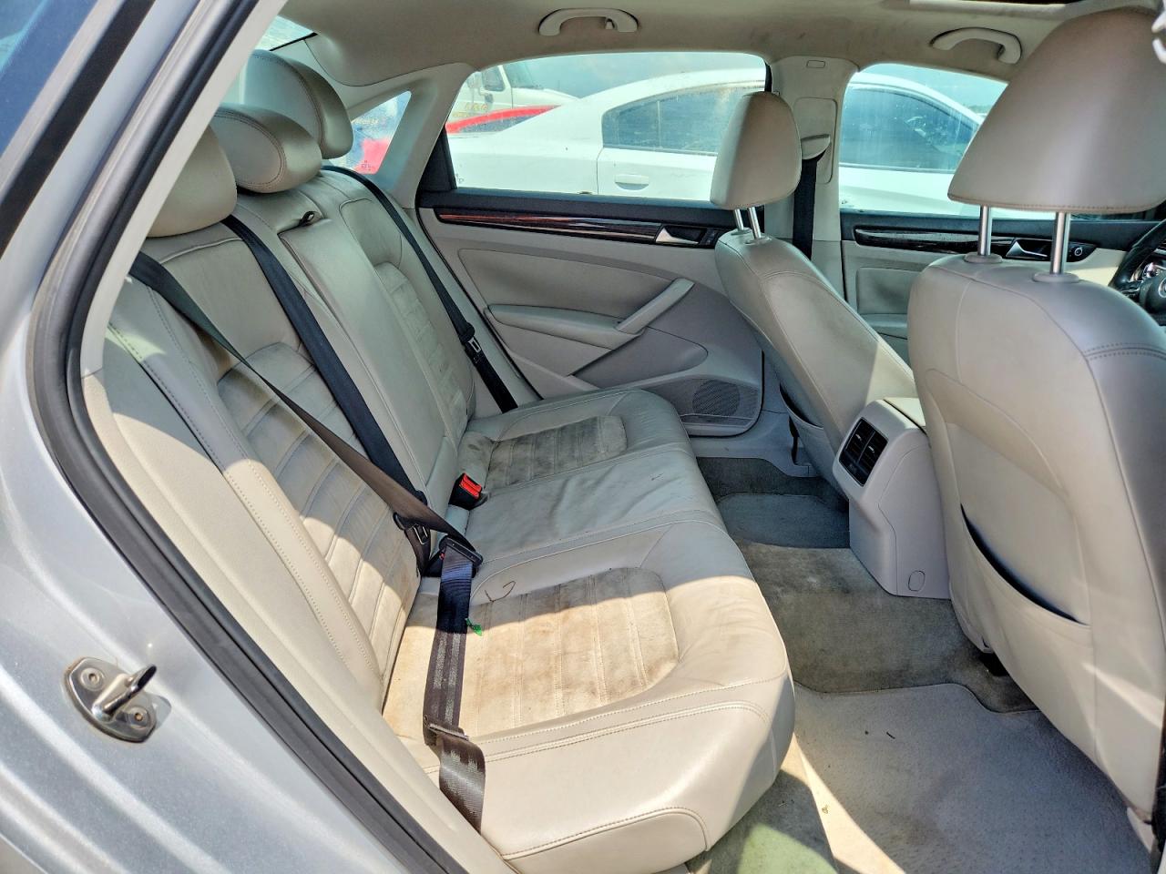 Volkswagen Passat Sel
