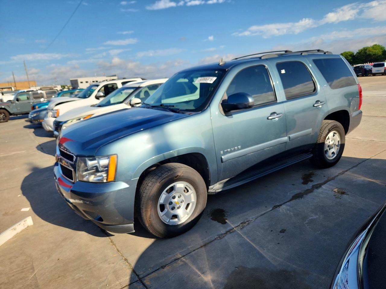 Salvage Chevrolet Tahoe Image