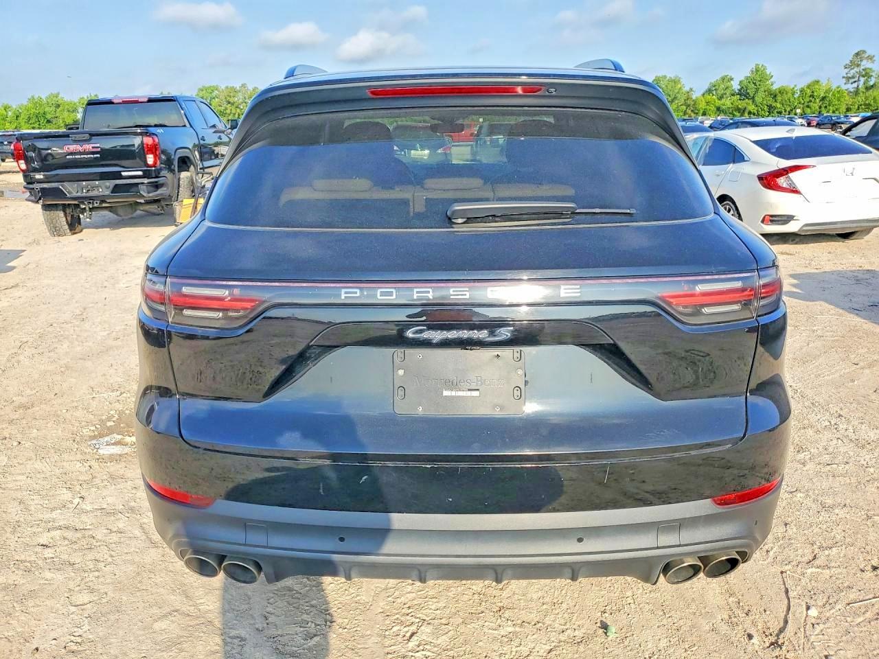 Porsche Cayenne S