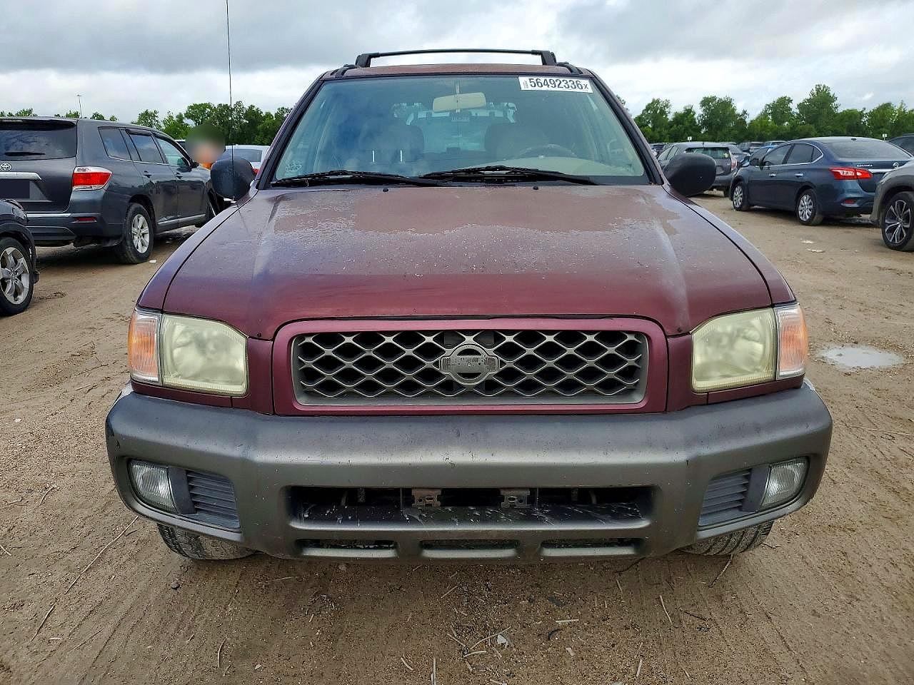 Nissan Pathfinder Se