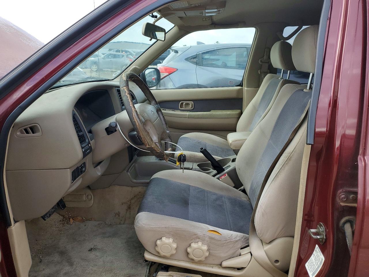 Nissan Pathfinder Se