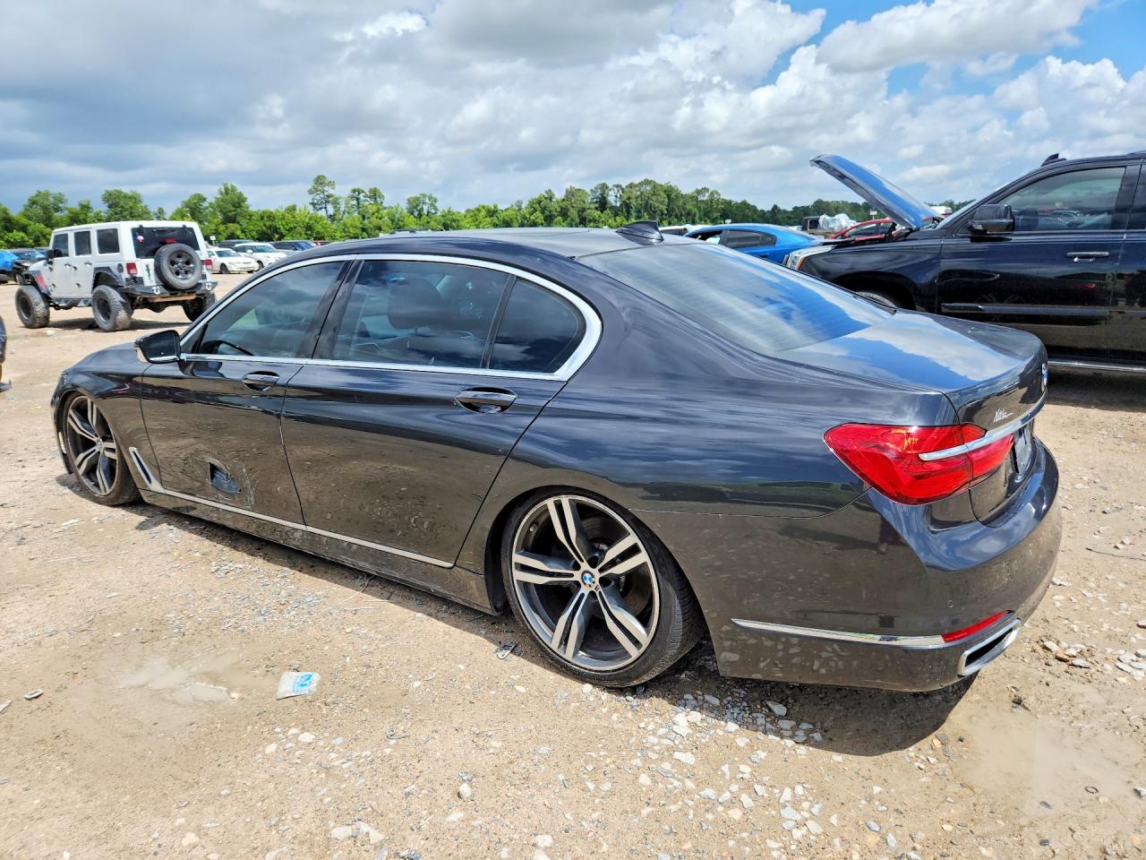 BMW 7 Series I