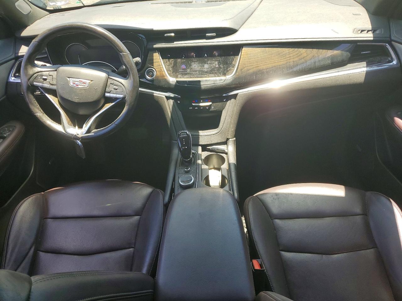 Cadillac XT6 Premium Luxury