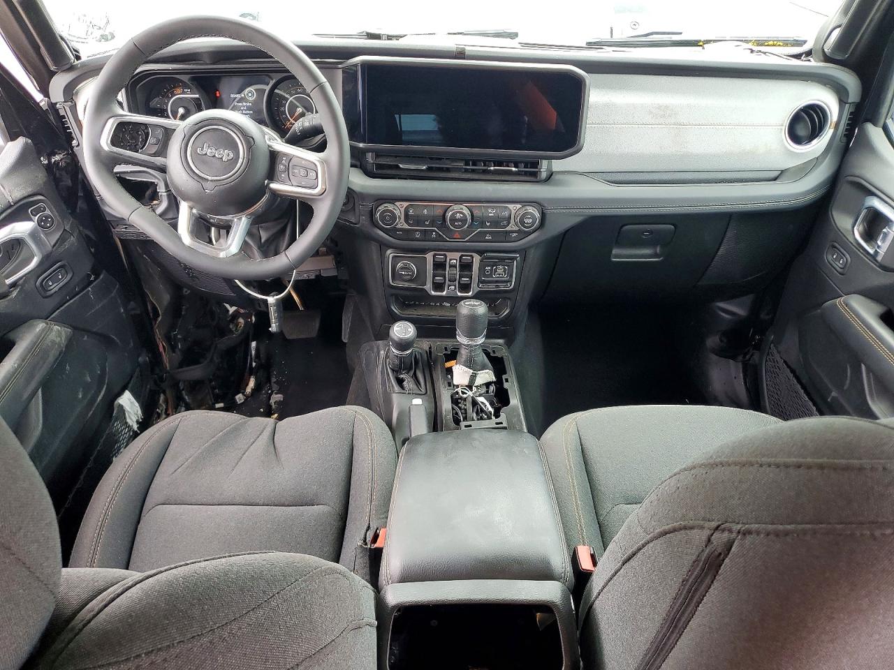 Jeep Wrangler Sahara