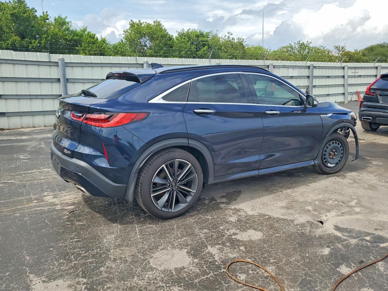 INFINITI Qx Sensory