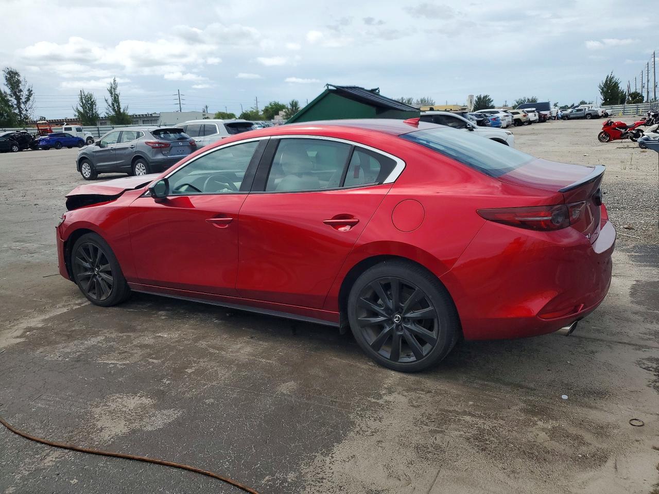 Mazda 3 Premium Plus
