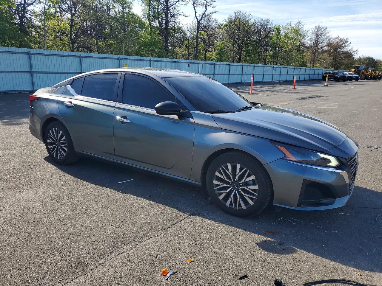 Nissan Altima Sv