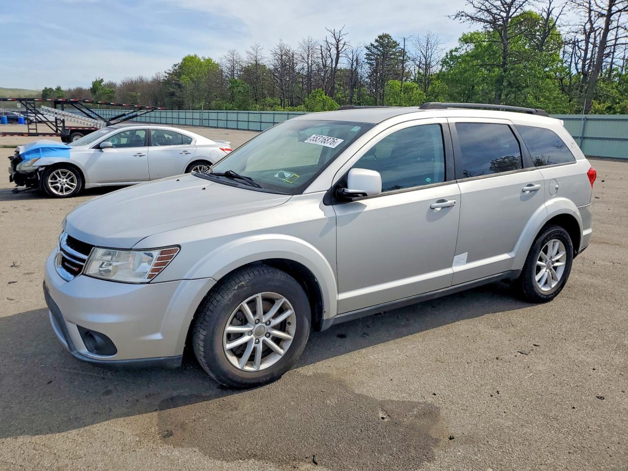 Salvage Dodge Journey Image
