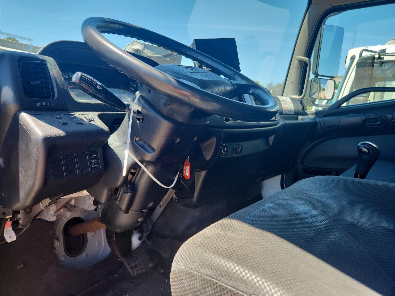 Hino 268a
