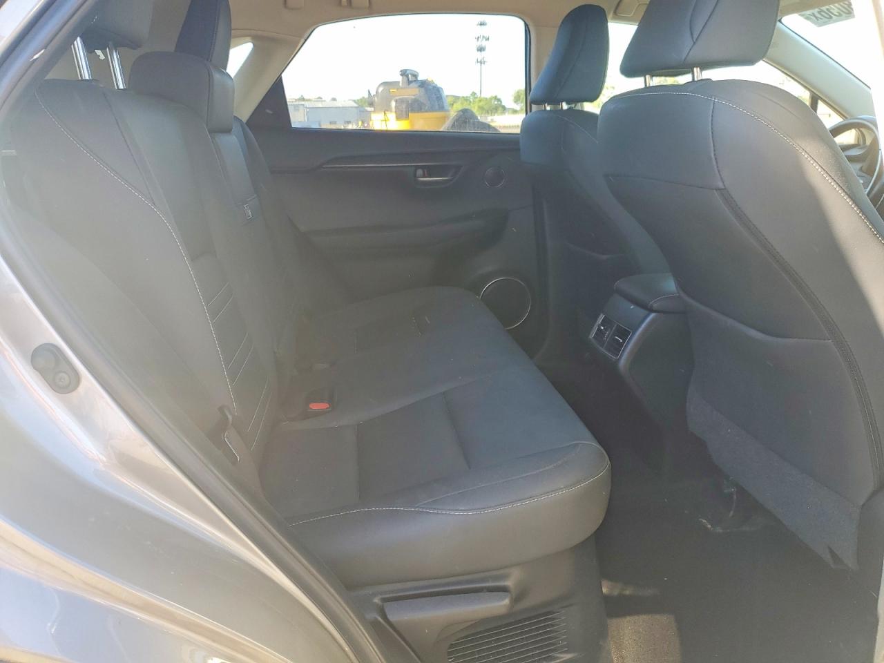 Lexus NX Base