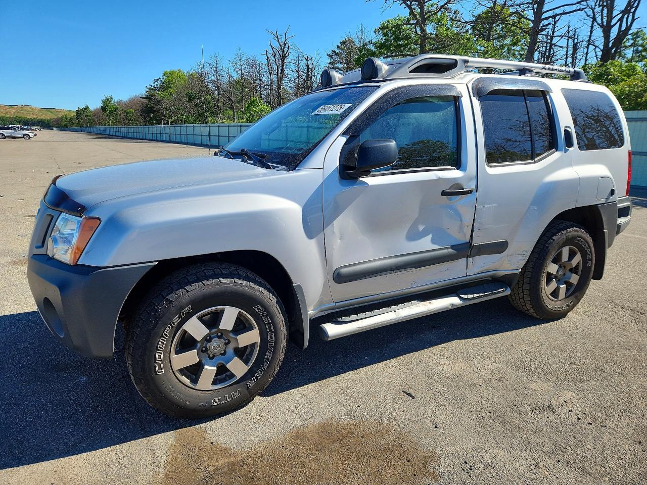 Salvage Nissan Xterra Image