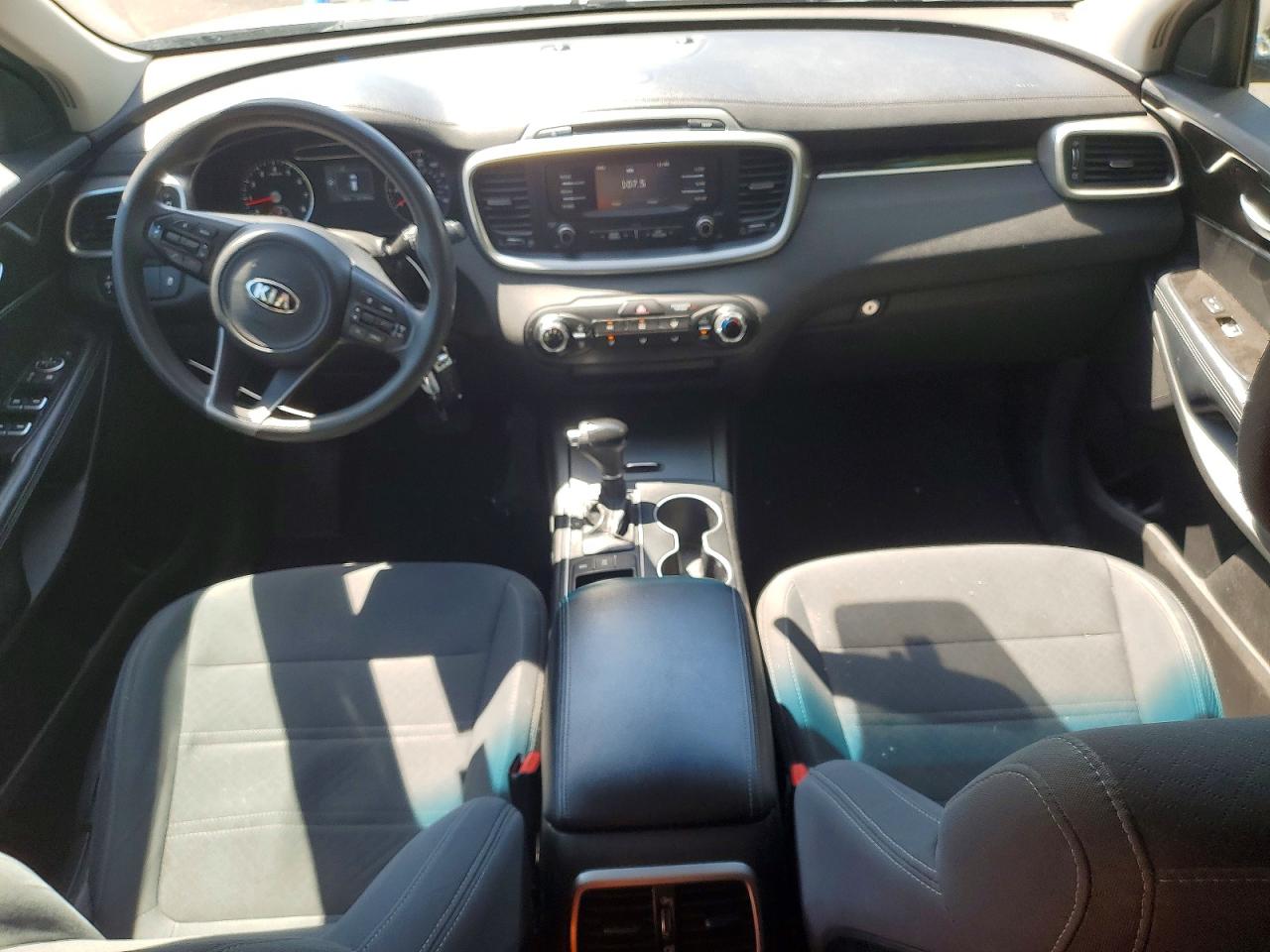 Kia Sorento Lx V6