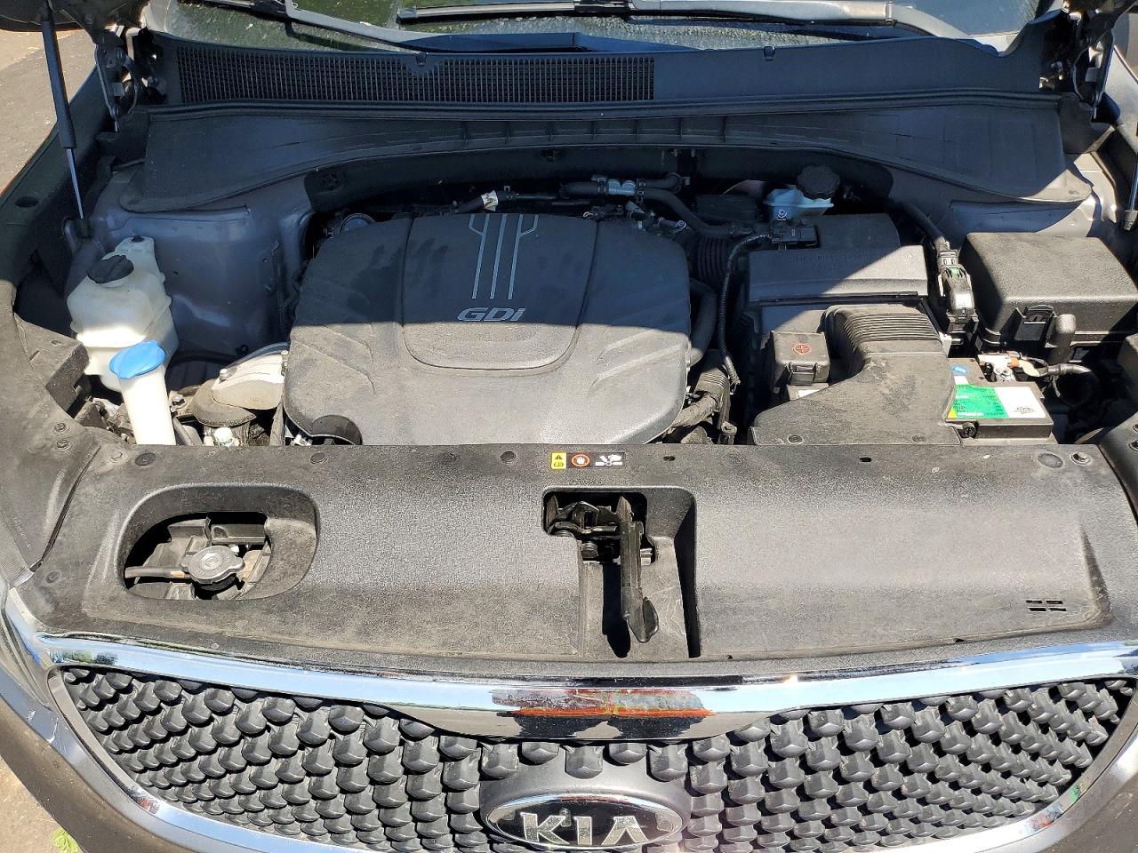 Kia Sorento Lx V6