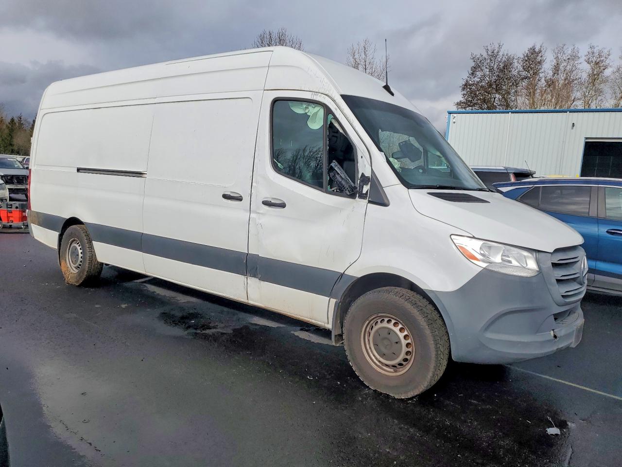 Mercedes-Benz Sprinter 2500