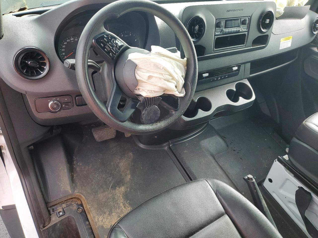 Mercedes-Benz Sprinter 2500