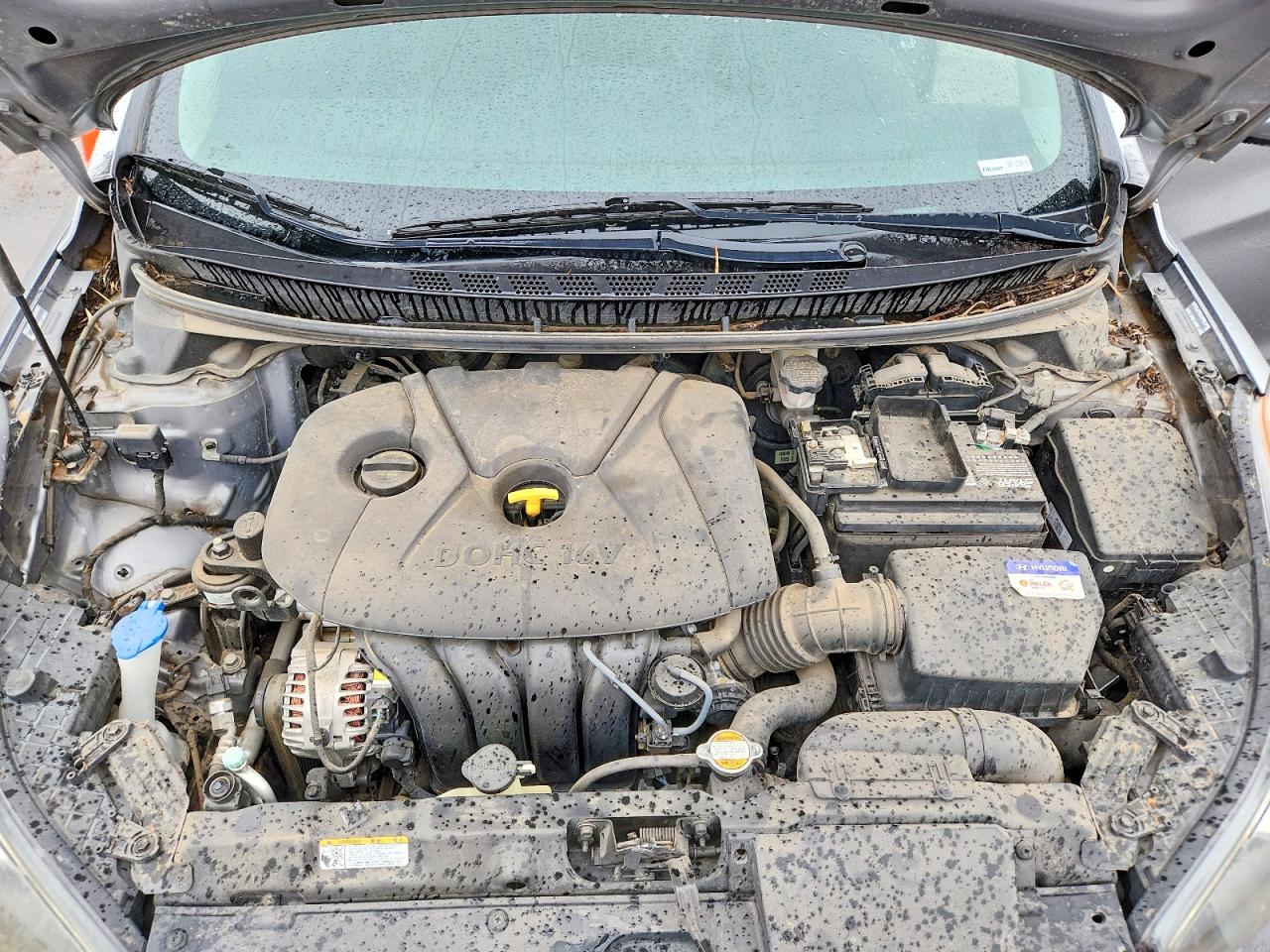 Hyundai ELANTRA