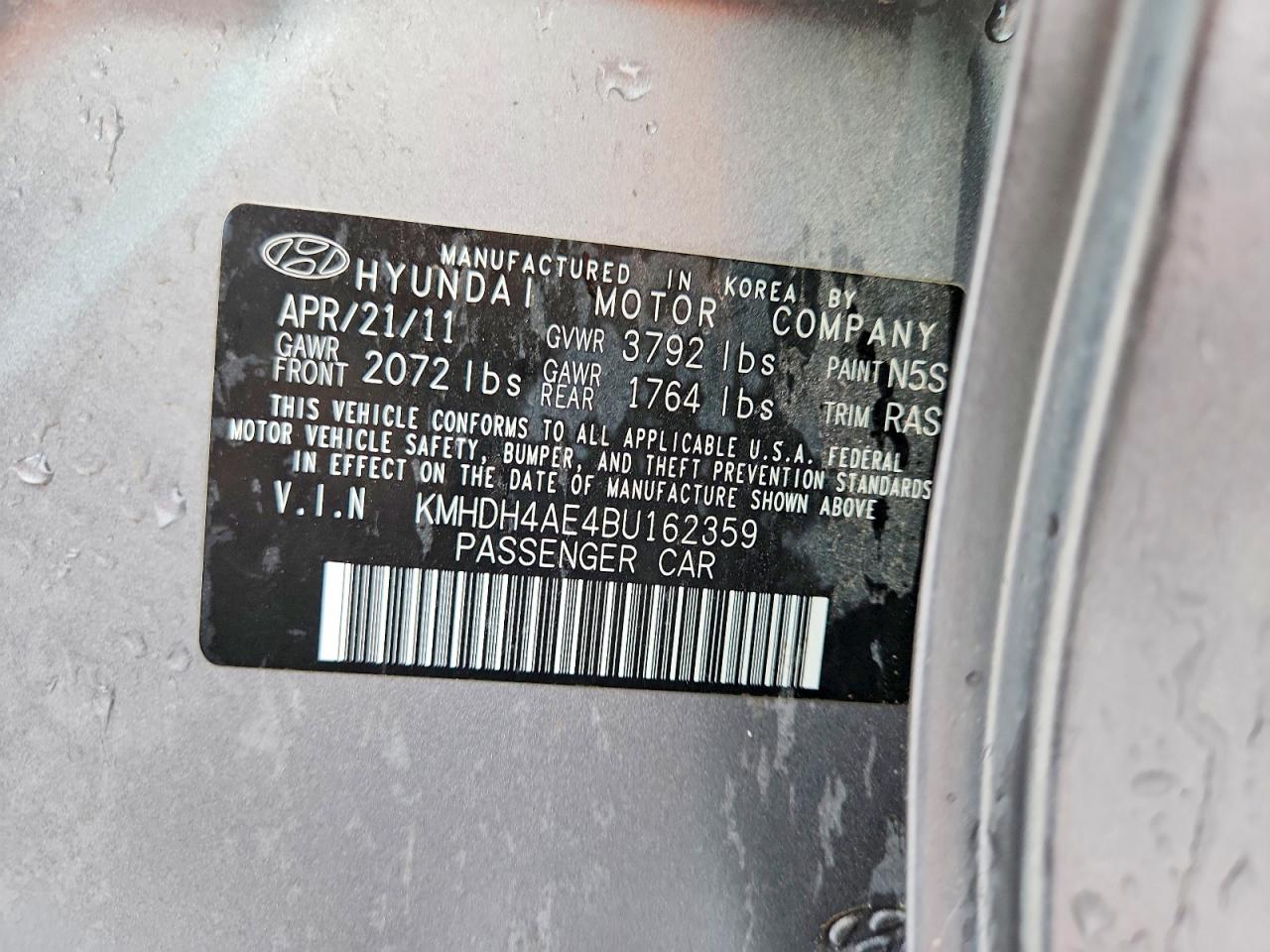 Hyundai ELANTRA