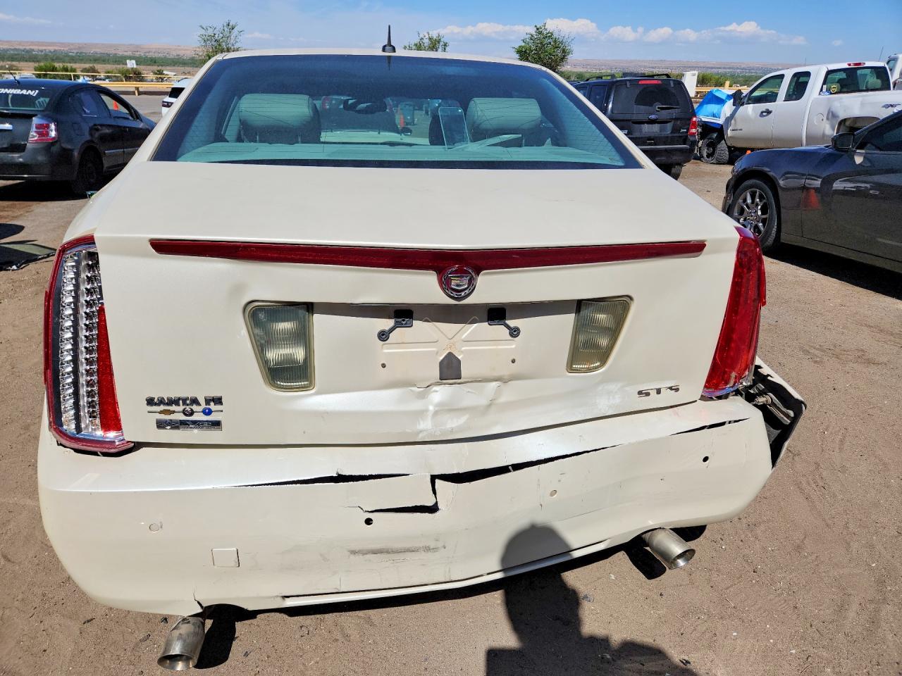 Cadillac STS
