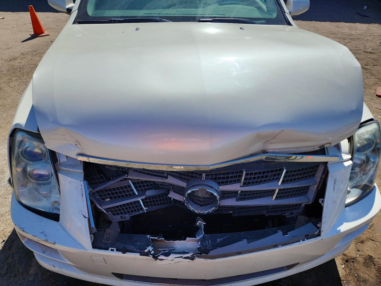 Cadillac STS