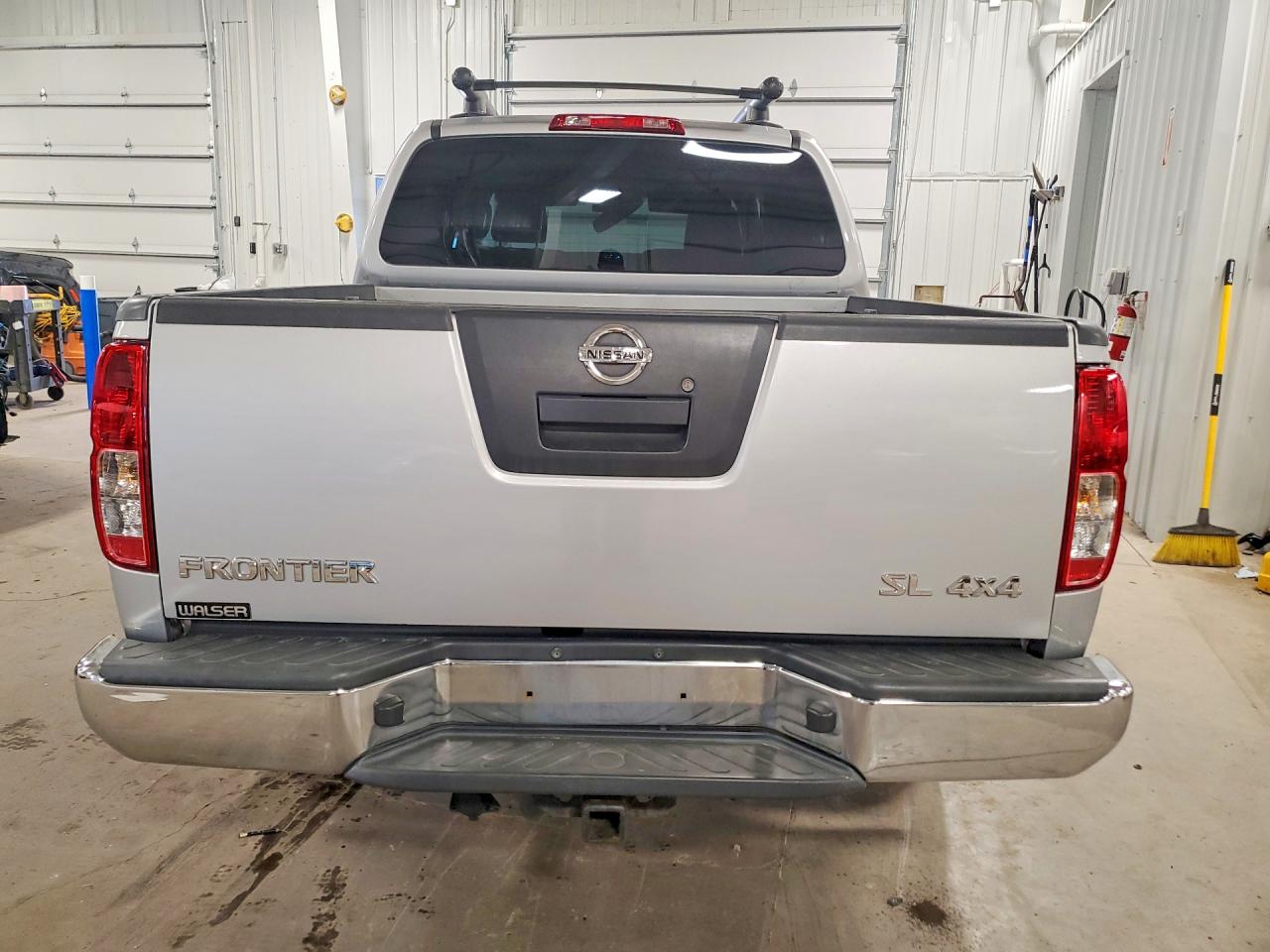 Nissan Frontier S