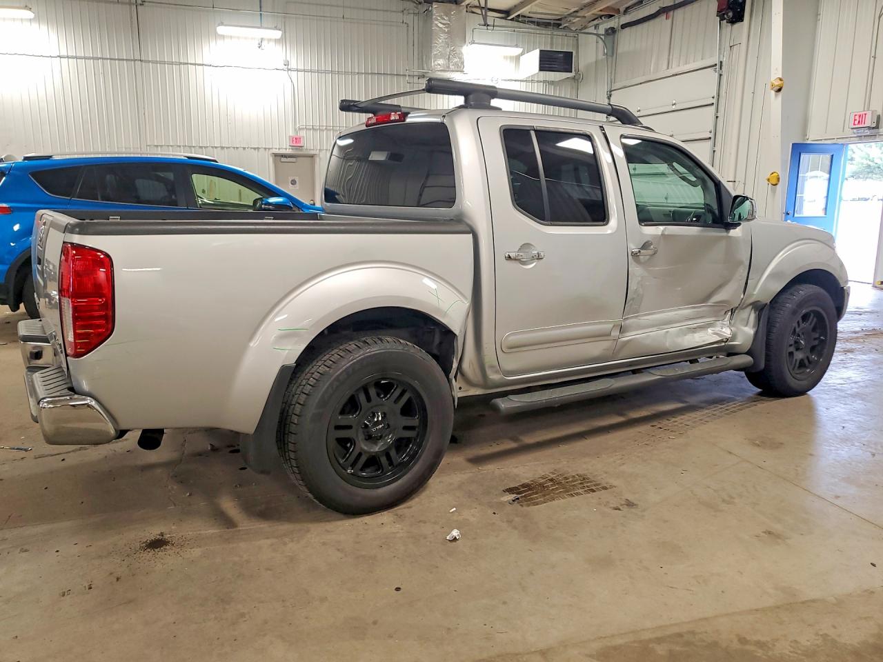 Nissan Frontier S