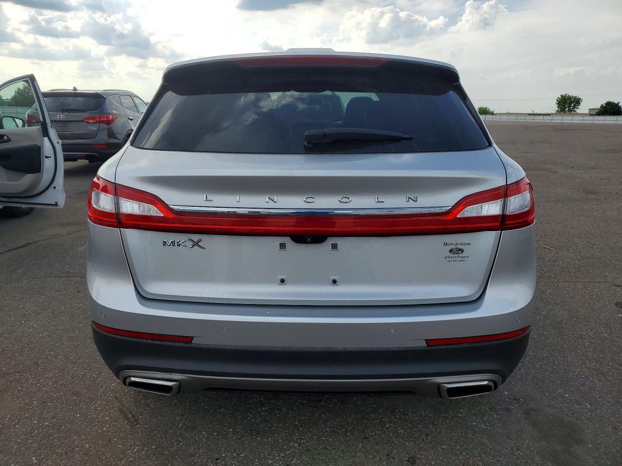 Lincoln MKX Select
