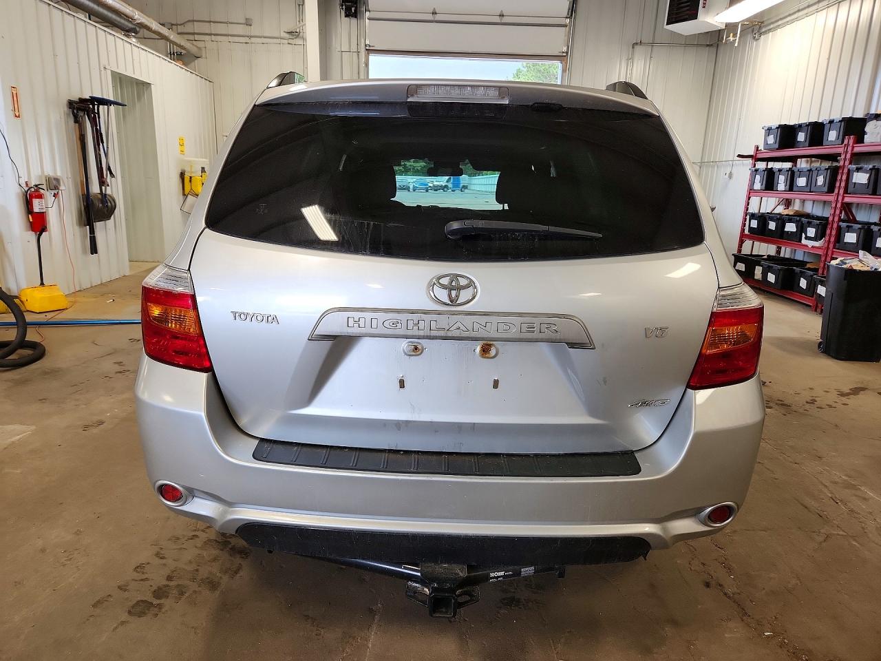 Toyota Highlander Base