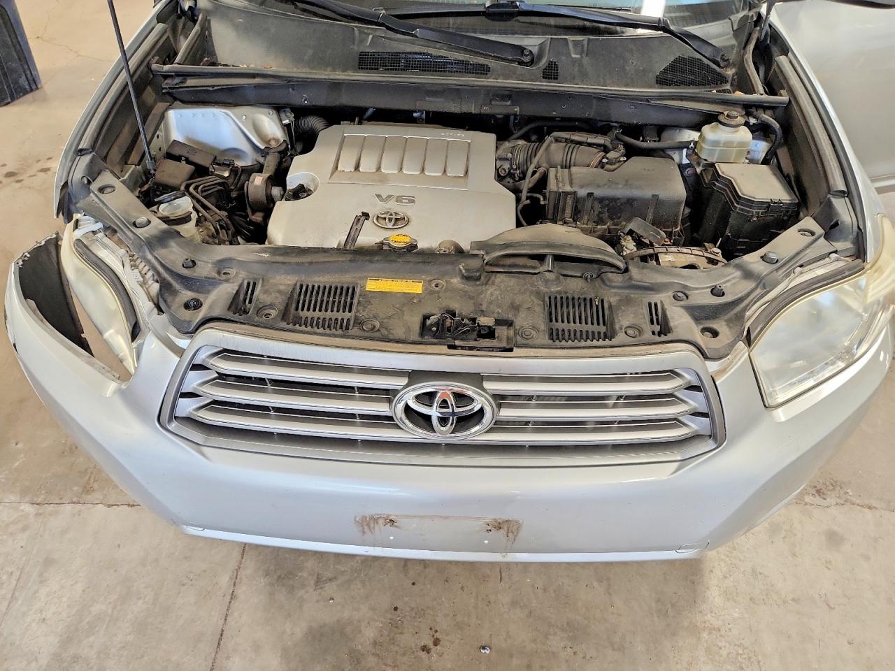 Toyota Highlander Base