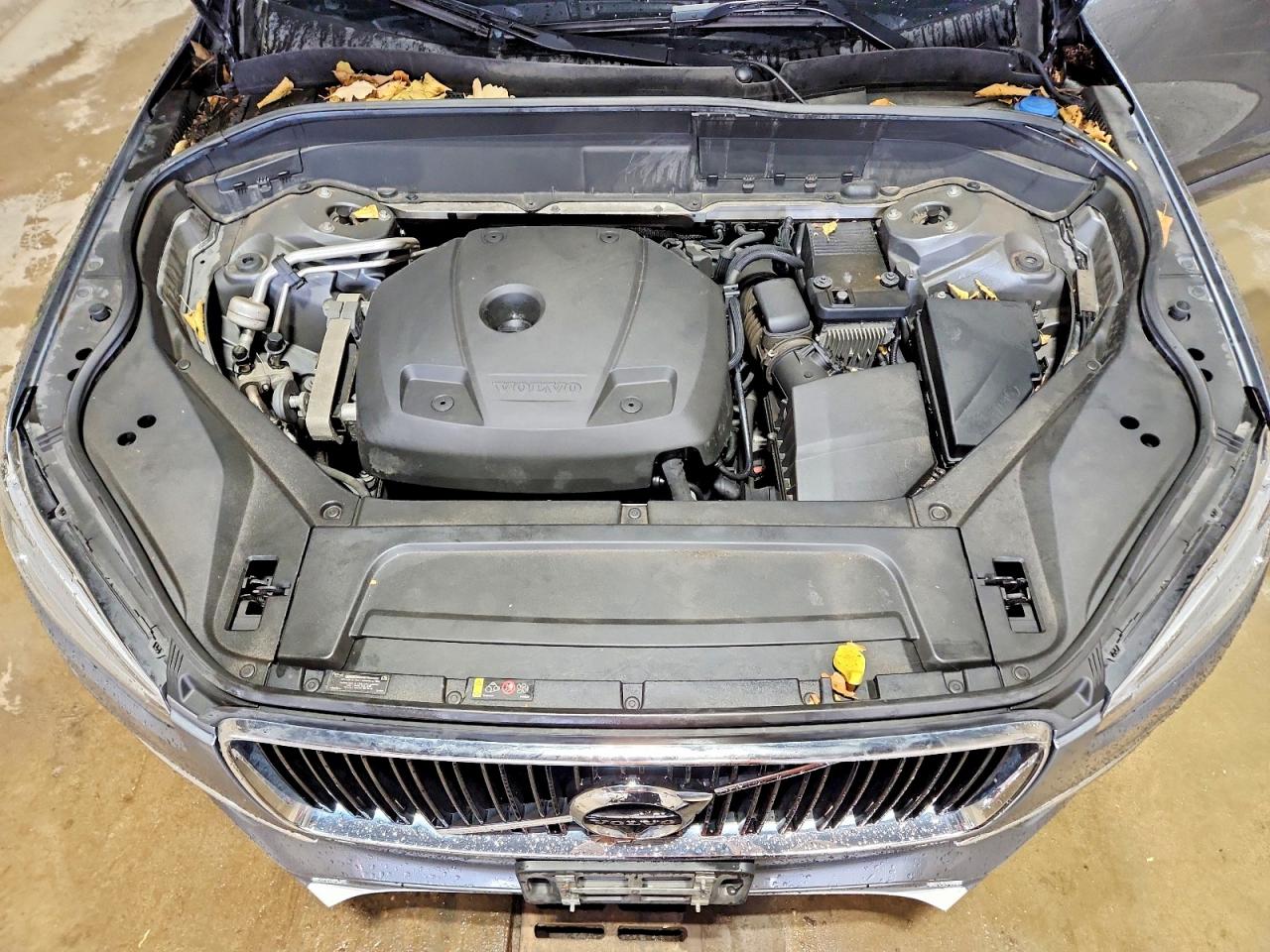 Volvo XC90 T6