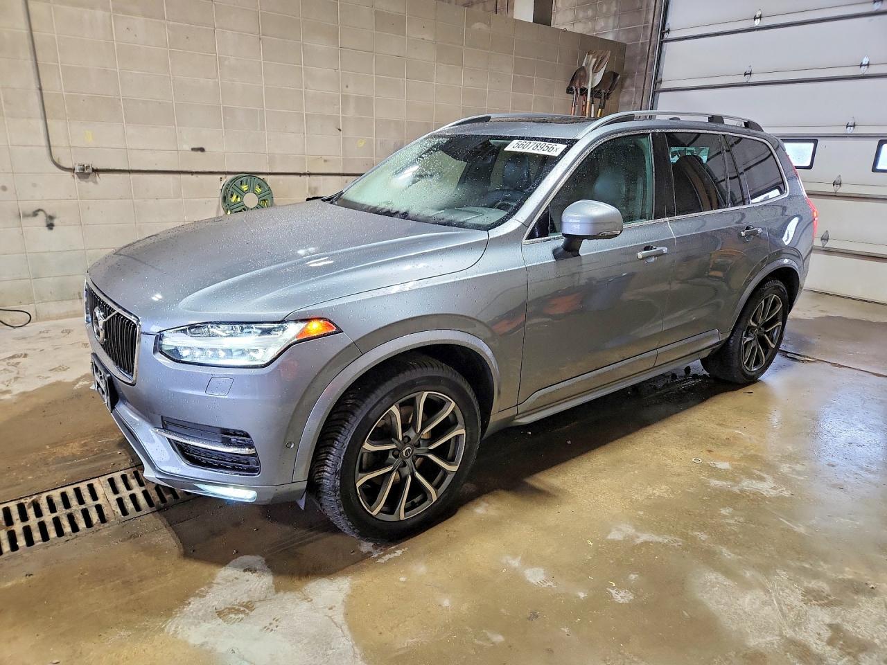 Volvo XC90 T6